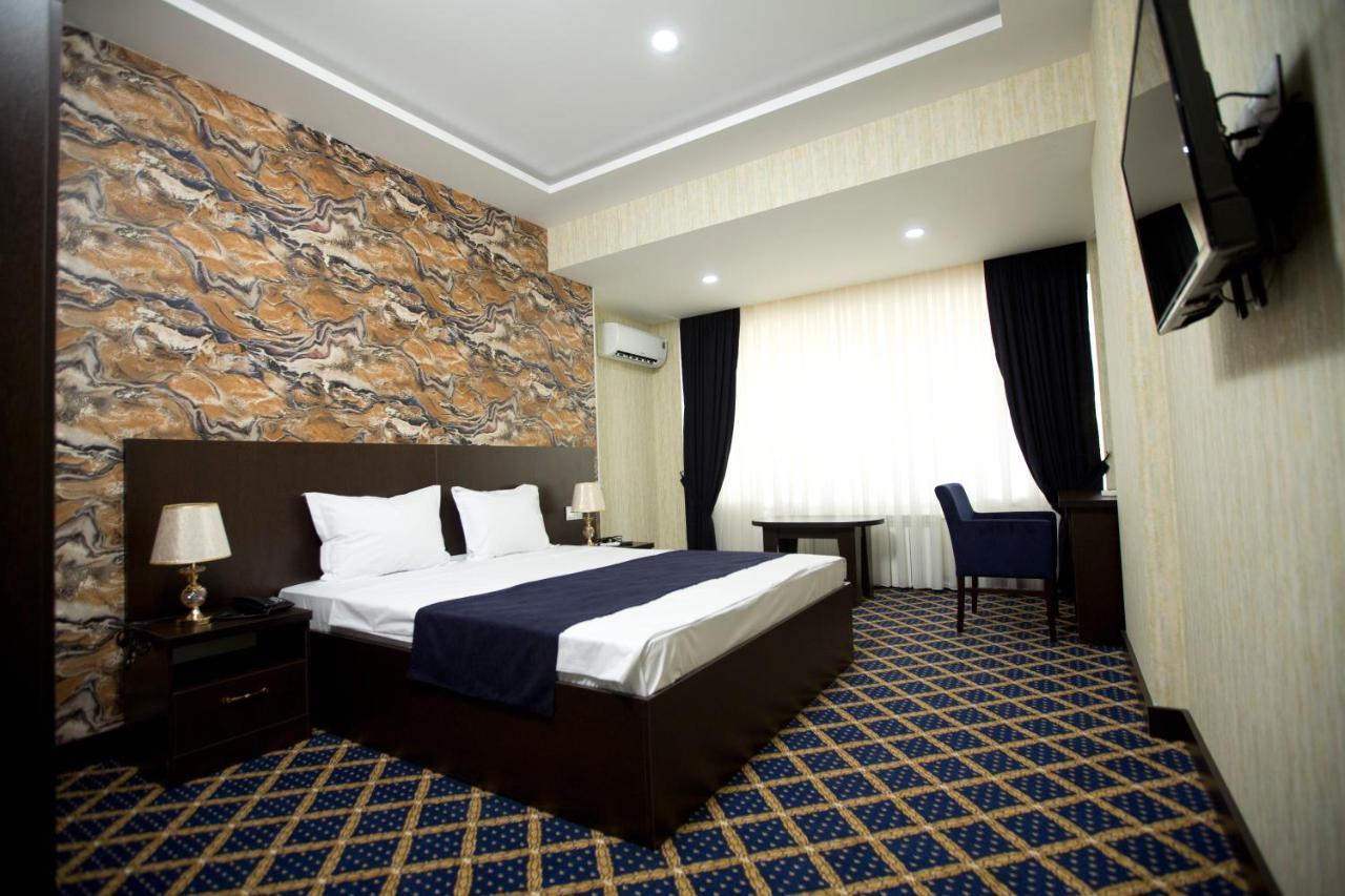 Kristal Inn Hotel Baku Bagian luar foto