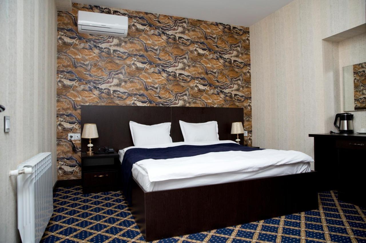 Kristal Inn Hotel Baku Bagian luar foto