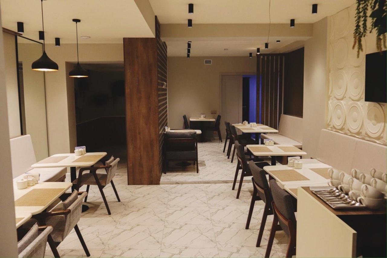 Kristal Inn Hotel Baku Bagian luar foto