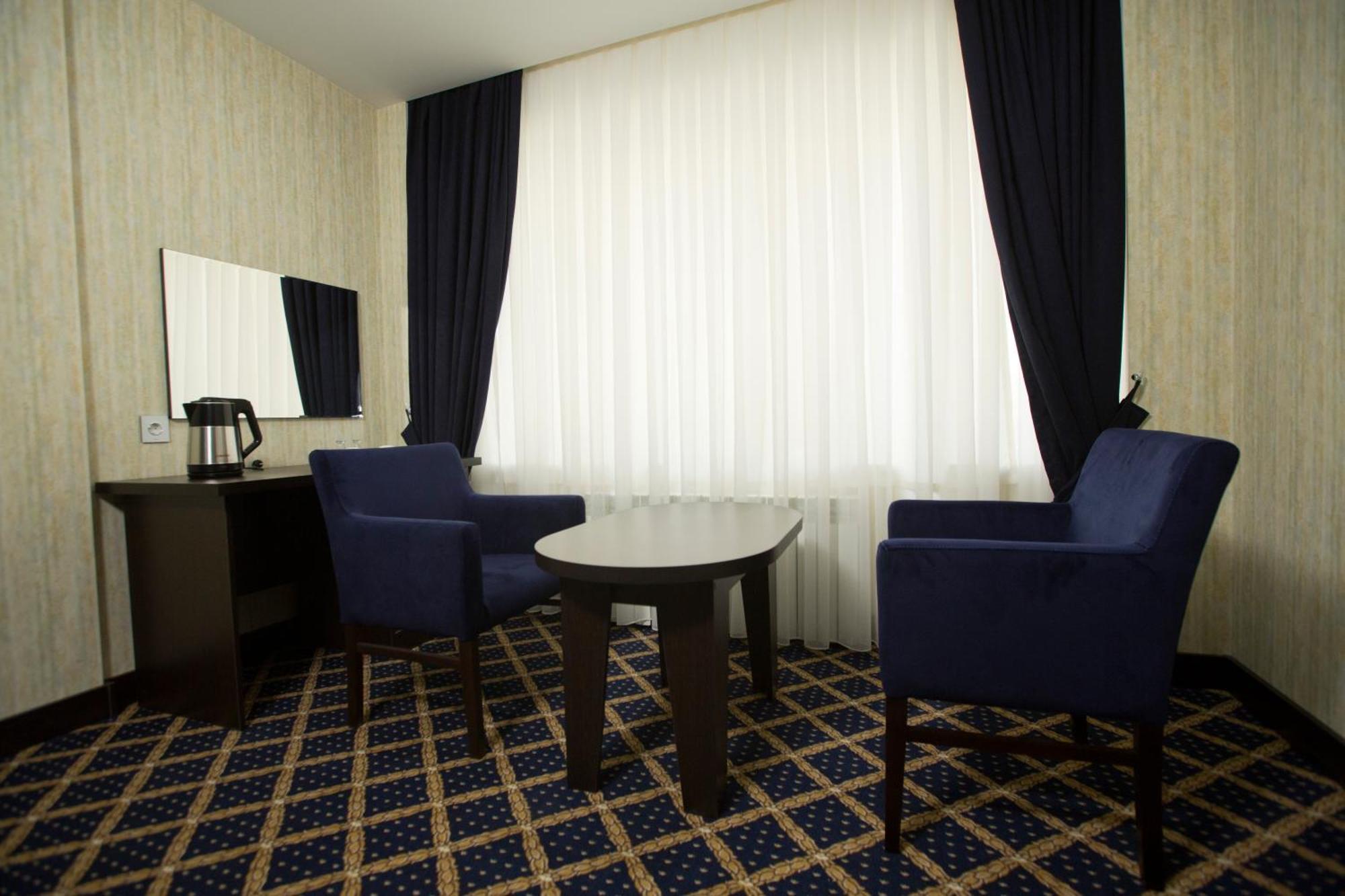 Kristal Inn Hotel Baku Bagian luar foto